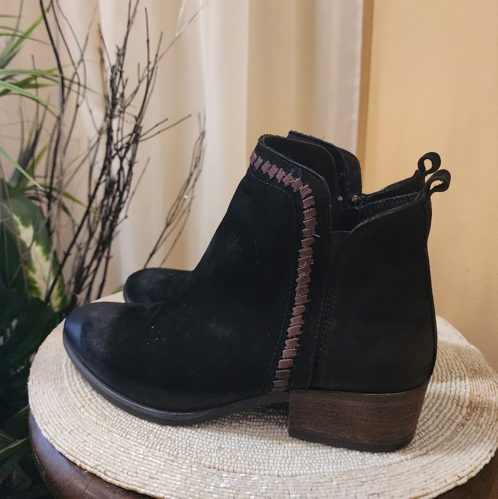 Bueno leather boots size 39.USA 8.5.Like new condition. - Picture 3 of 11